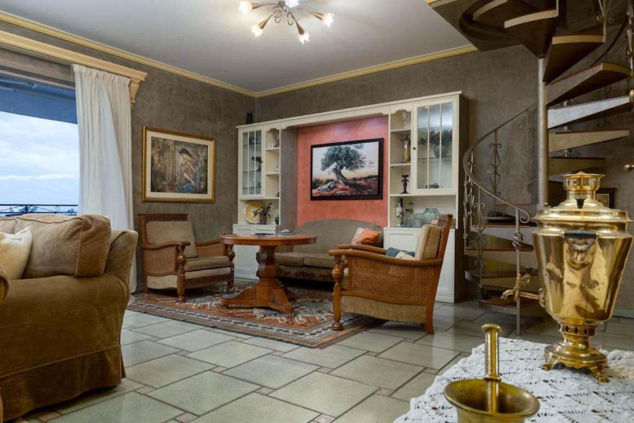 165 Sm Penthouse Maisonette Apartment Афины Экстерьер фото